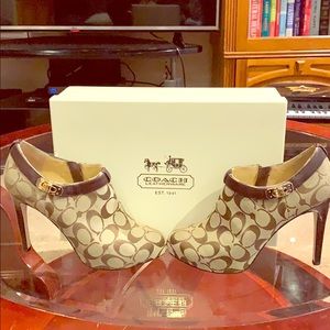 Coach Delilah Shoe Bootie